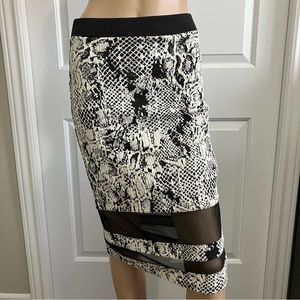 Faith & Joy | black & white pencil skirt